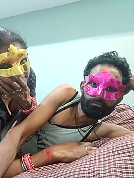 Snapshot of NIT-COUPLE chatting on September 17, 2025, 3:57 pm NIT-COUPLE online show from September 17, 2025, 3:57 pm
