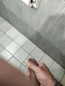 Snapshot of rorope chatting on November 30, 2025, 6:28 am rorope online show from November 30, 2025, 6:28 am