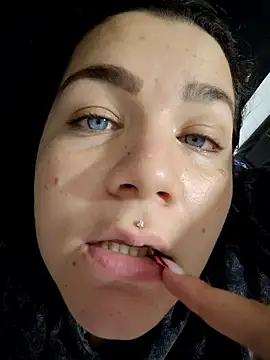 angelcurvyxtremx69 online show from February 19, 2026, 2:40 am