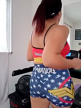 Snapshot of AngelinRedLatina chatting on April 8, 2026, 12:27 pm AngelinRedLatina online show from April 8, 2026, 12:27 pm