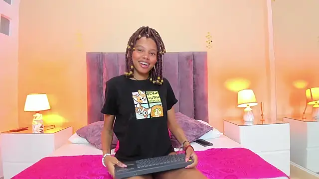 Kiaraa y Her Crazy online show from March 25, 2026, 3:34 am
