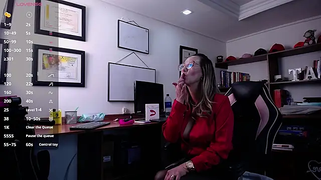 GretaVoss  online show from September 13, 2025, 7:13 pm