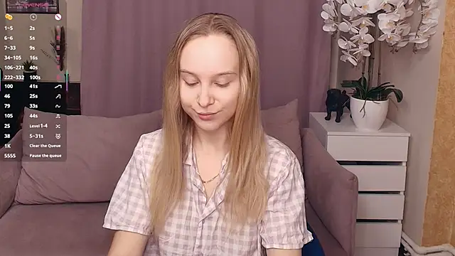 SoonMoor online show from February 6, 2026, 7:28 pm