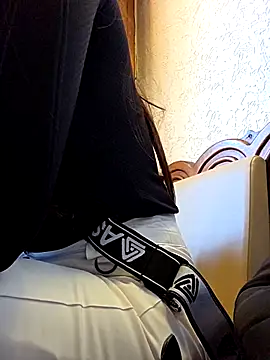 sexy7883 online show from February 7, 2026, 8:07 am