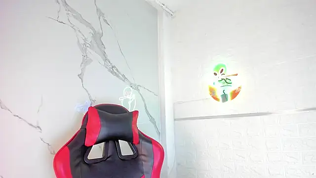 LolaXXXperience online show from October 22, 2025, 11:32 am