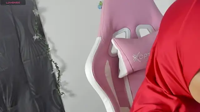 dalila kemur online show from September 17, 2025, 4:14 am