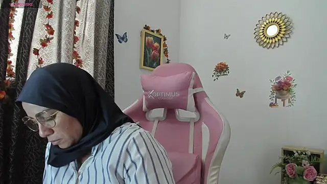 Snapshot of dalila_kemur chatting on May 26, 2026, 3:30 pm dalila kemur online show from May 26, 2026, 3:30 pm