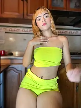 GigiBlaze online show from September 24, 2025, 8:45 pm