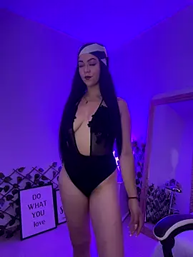 Mariana Montes online show from October 21, 2025, 7:47 pm