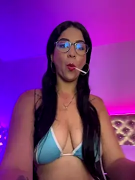 Mariana Montes online show from October 30, 2025, 7:47 pm