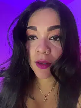 Mariana Montes online show from November 7, 2025, 8:20 pm