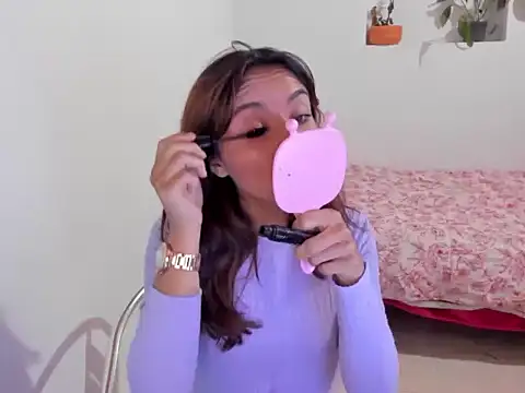 megan doll2123 online show from November 25, 2025, 1:16 am