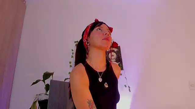 Genesiissss online show from October 21, 2025, 1:17 am