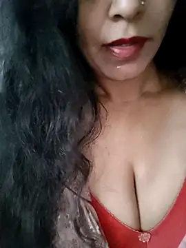 Deepa Sharma143 online show from November 6, 2025, 2:01 am