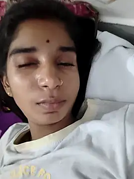 Hot-Soniya2 online show from September 28, 2025, 9:53 pm