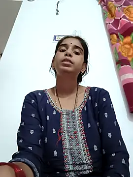 Hot-Soniya2 online show from November 12, 2025, 4:02 am