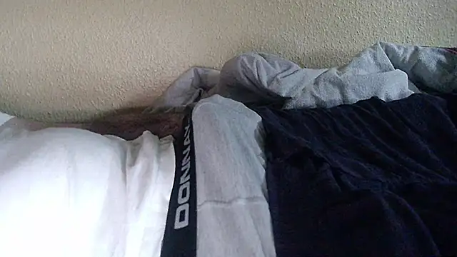 ohyesd4ddy online show from February 28, 2026, 7:53 am