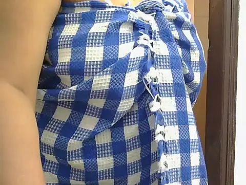 Snapshot of Cute_Girl51 chatting on September 10, 2025, 11:21 am Cute Girl51 online show from September 10, 2025, 11:21 am