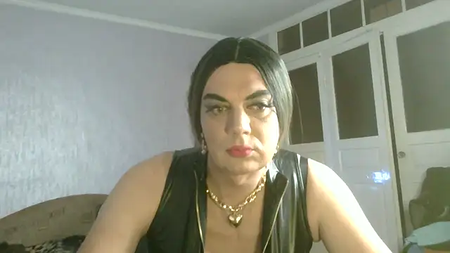 Snapshot of NiraFrost chatting on October 28, 2025, 6:21 pm NiraFrost online show from October 28, 2025, 6:21 pm