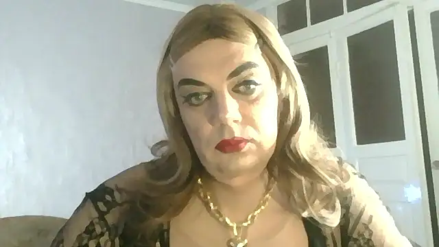 Snapshot of NiraFrost chatting on November 2, 2025, 5:48 pm NiraFrost online show from November 2, 2025, 5:48 pm