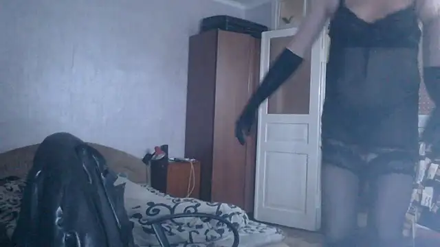 NiraFrost online show from February 26, 2026, 7:18 am