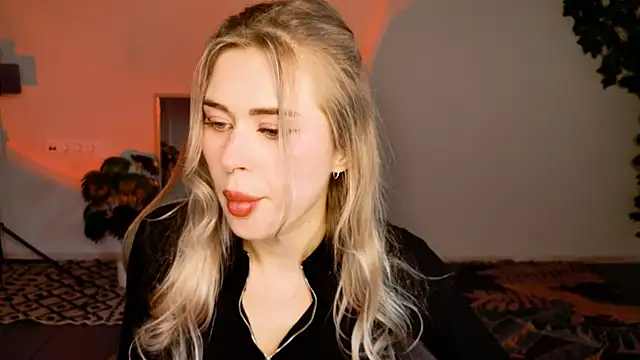 AdelLoyss online show from October 2, 2025, 9:05 am