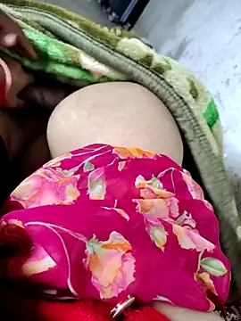 Snapshot of Hot_lali_555 chatting on November 11, 2025, 4:34 am Hot lali 555 online show from November 11, 2025, 4:34 am