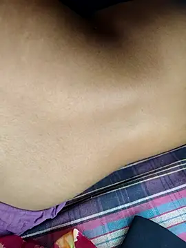 Snapshot of Hot_lali_555 chatting on November 16, 2025, 10:15 pm Hot lali 555 online show from November 16, 2025, 10:15 pm