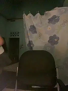 Fin-xinh18 online show from October 16, 2025, 3:46 pm