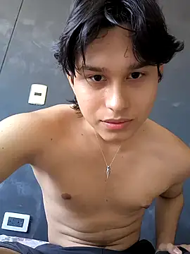Snapshot of TeddyBear_07 chatting on September 13, 2025, 1:33 pm TeddyBear 07 online show from September 13, 2025, 1:33 pm
