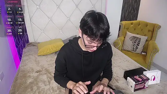 SamuFOXXX online show from October 11, 2025, 8:18 pm