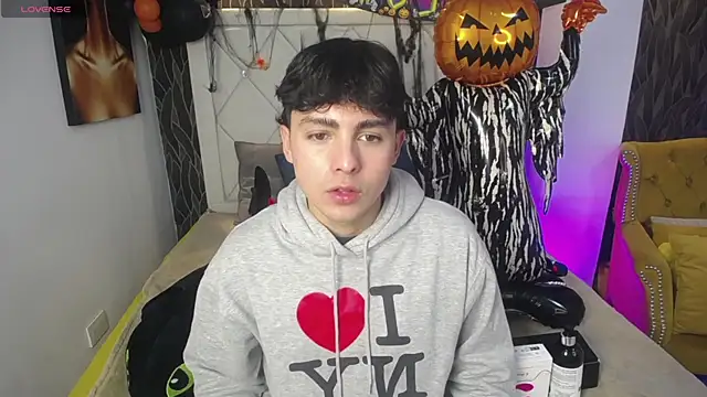 SamuFOXXX online show from October 29, 2025, 8:10 pm