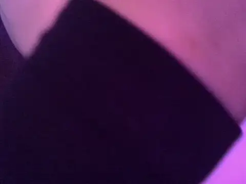 Snapshot of fabycdzinha chatting on September 13, 2025, 5:13 pm fabycdzinha online show from September 13, 2025, 5:13 pm