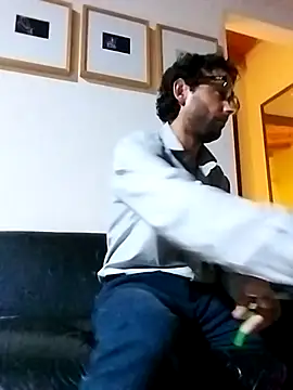 JONATAN ACA ESTOY online show from February 6, 2026, 4:17 am