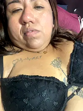 Snapshot of Wenlop chatting on November 19, 2025, 11:05 pm Wenlop online show from November 19, 2025, 11:05 pm