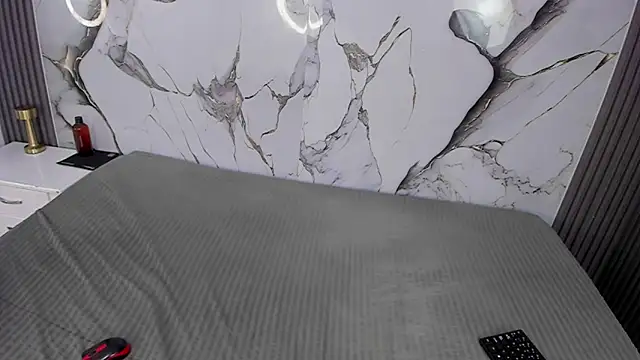 DakotaStarkx online show from December 3, 2025, 7:45 pm