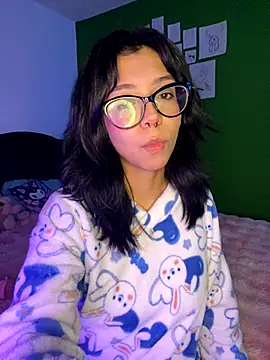 Valen-Foxx online show from October 3, 2025, 5:48 am