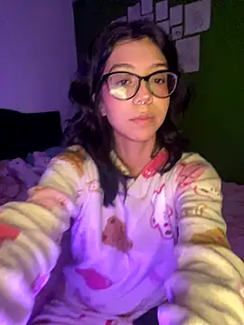 Valen-Foxx online show from October 11, 2025, 5:17 am