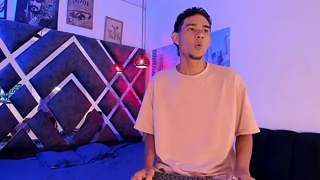 Snapshot of kenix_777 chatting on September 20, 2025, 3:40 am kenix 777 online show from September 20, 2025, 3:40 am