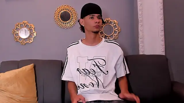 Snapshot of kenix_777 chatting on September 21, 2025, 3:41 am kenix 777 online show from September 21, 2025, 3:41 am