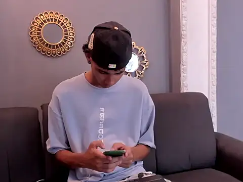 Snapshot of kenix_777 chatting on October 30, 2025, 7:25 pm kenix 777 online show from October 30, 2025, 7:25 pm