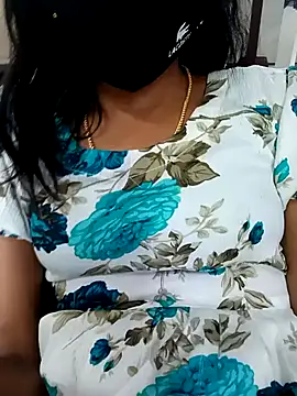 Snapshot of Tamil_Sreesha chatting on October 9, 2025, 7:50 am Tamil Sreesha online show from October 9, 2025, 7:50 am