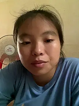 Snapshot of viluna chatting on October 4, 2025, 4:21 am viluna online show from October 4, 2025, 4:21 am