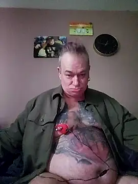 Snapshot of MysteriousToy4 chatting on February 1, 2026, 12:48 pm MysteriousToy4 online show from February 1, 2026, 12:48 pm