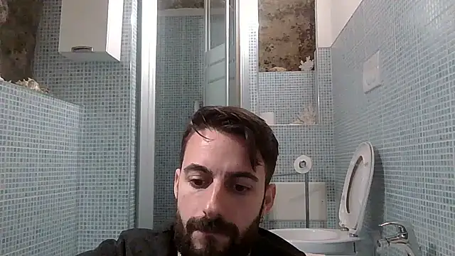 Amicisegreti online show from March 8, 2026, 6:34 pm