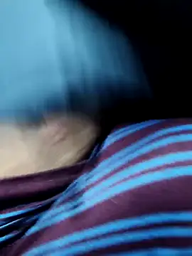 Snapshot of Aaia93 chatting on October 3, 2025, 7:38 am Aaia93 online show from October 3, 2025, 7:38 am