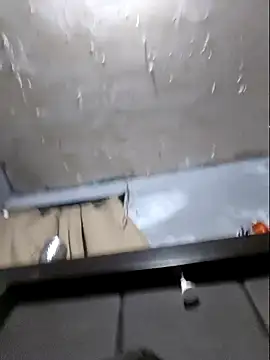 Aaia93 online show from December 21, 2025, 1:02 am