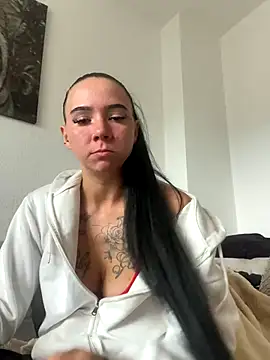Snapshot of YoungZoee chatting on September 18, 2025, 10:39 am YoungZoee online show from September 18, 2025, 10:39 am