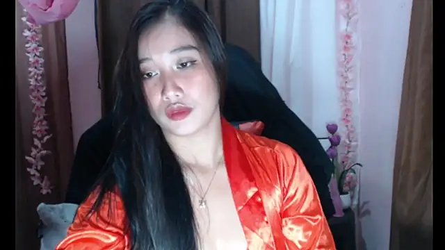 Snapshot of Chubby_HotLady chatting on October 25, 2025, 8:33 am Chubby HotLady online show from October 25, 2025, 8:33 am