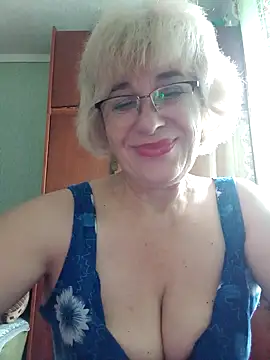 52MiaLove02 online show from November 9, 2025, 6:33 am